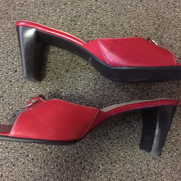 Merona Red Leather Sandals - Picture 2 of 2